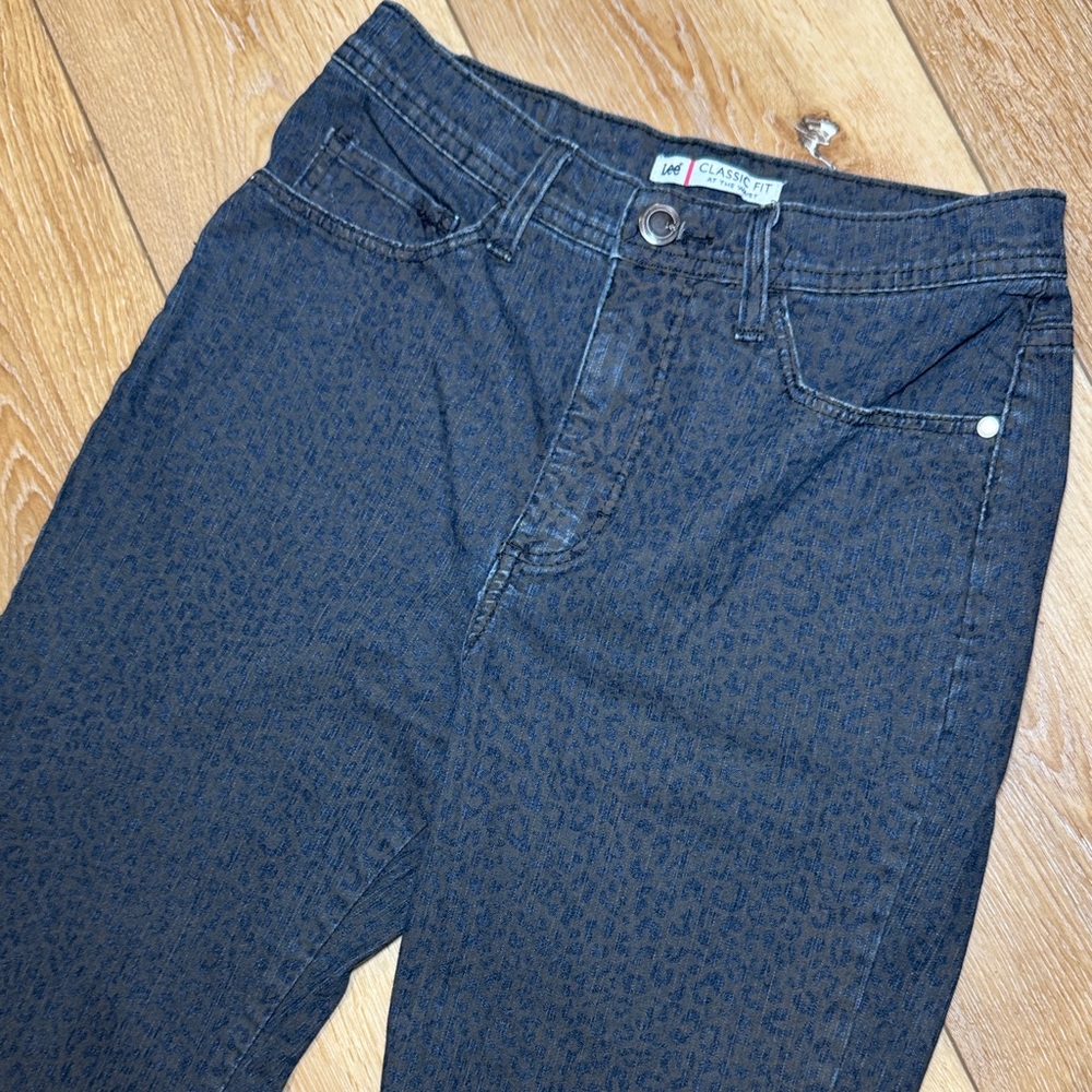 Lee Dark leopard Patterned Denim Pants size 6